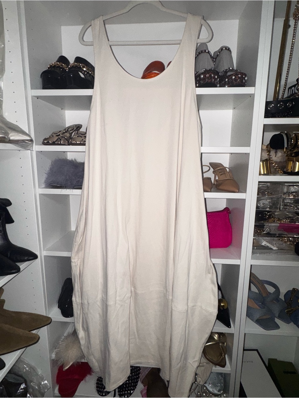 Sleeveless Cream Maxi barrel Dress